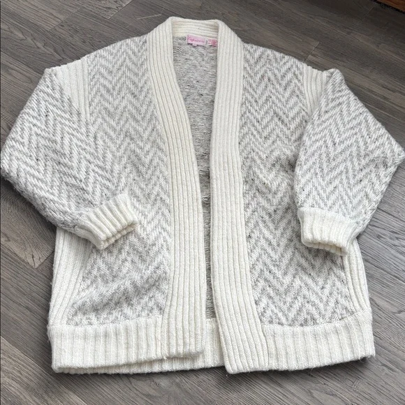 Capriccio |Vintage Off White and Gray Chevron Open-Front Knit Cardigan Sz Medium - Picture 2 of 12